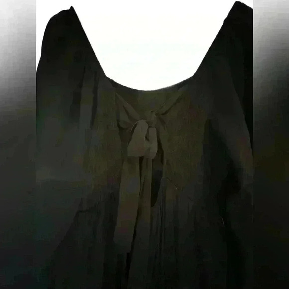 Madewell Tie Back Black Smocked Bodice and Satin Jumpsuit Size 20 - Picture 6 of 14